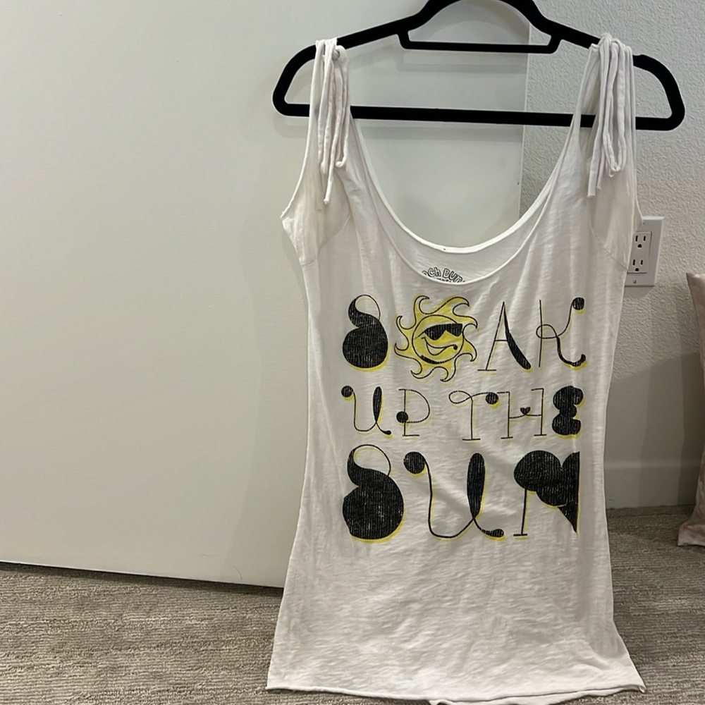 Beach Bunny tee